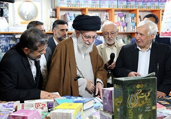 فیلم/ بازدید امروز رهبر معظم انقلاب اسلامی از نمایشگاه کتاب