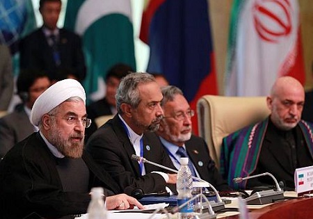 تنها با با اعتمادسازی متقابل می توان صلح آمیز بودن برنامه هسته ای ایران را تضمین کرد/ تسلیح تروریست ها به سلاح‌ شیمیایی بزرگترین خطر برای منطقه است