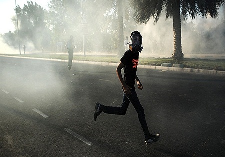 انتقاد گروه های حقوق بشری از سرکوب معترضان بحرینی+ تصاویر