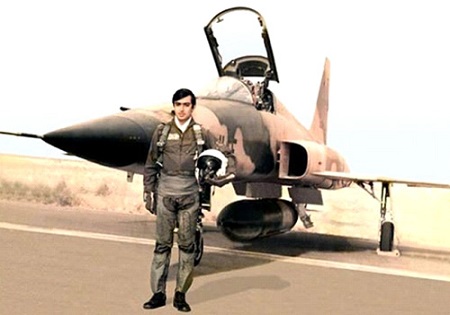 خلبانی که صدام دستور داد به دو نیمش کنند