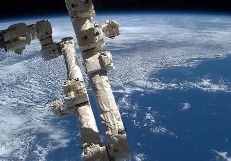 تعلیق همکاری‌های ناسا با روسیه