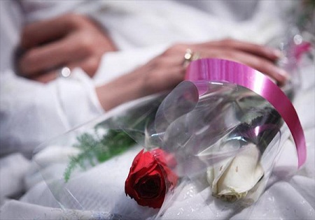 مراسم ازدواج زوج بسیجی در جوار حرم 5 شهید گمنام آمل برگزار شد
