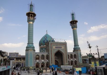 همایش رهروان زینبی با حضور بانوان در امامزاده صالح (ع) تهران برگزار می‌شود