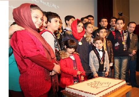 جشن خداحافظی 30 کودک با سرطان برگزار شد