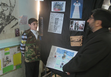 نمایشگاه مدرسه انقلاب در زنجان افتتاح شد