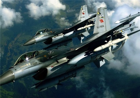 جنگنده‌های ترکیه مواضع پ ک ک در شمال عراق را بمباران کردند