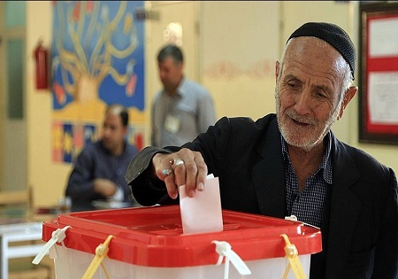 انتخابات در یزد بدون وجود هیچ مشکل خاصی در جریان است