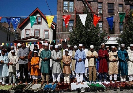 عکس/ نماز عید فطر مسلمانان در محله کویینز نیویورک