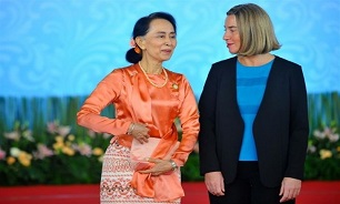 EU's Mogherini 'Encouraged' by Rohingya Talks with Suu Kyi