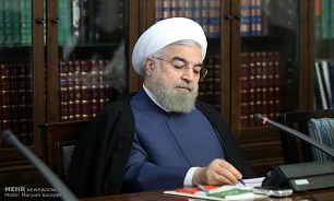 Rouhani congratulates Russian Pres. on national day