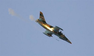 Syrian Air Force destroys ISIL fortifications in Deir Ezzor