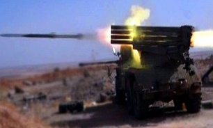 Syrian army destroys ISIL vehicles, tunnel in Deir Ezzor