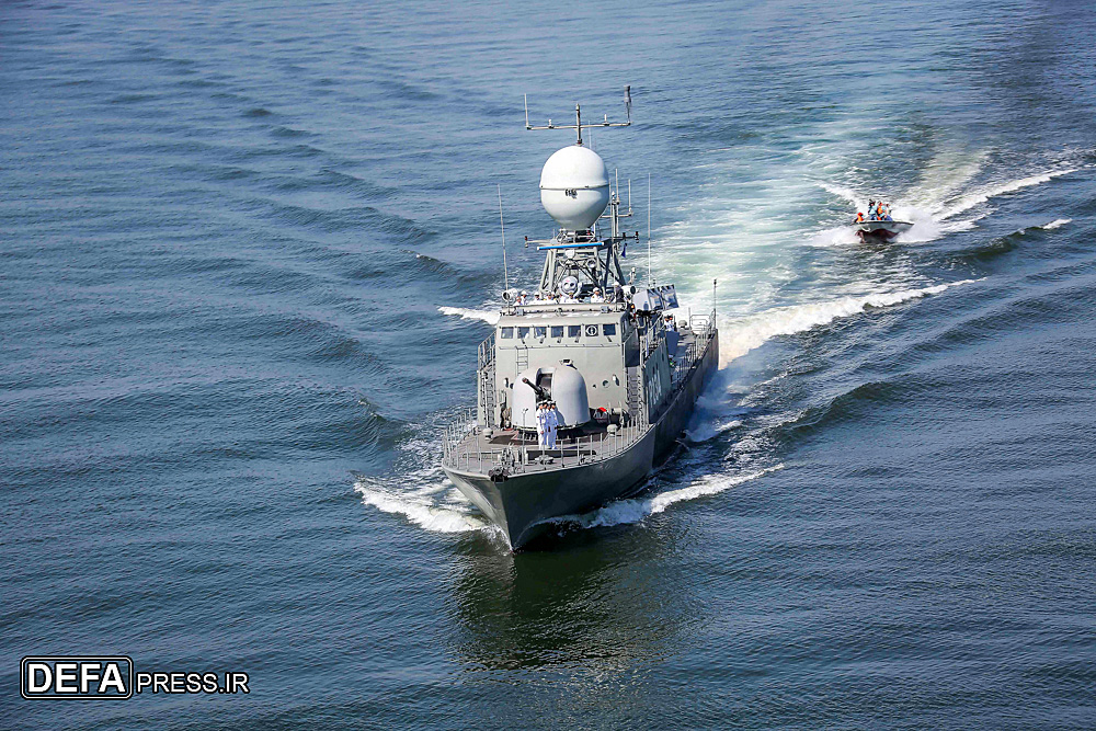 Increasing the depth of strategic defense of Iran at sea with Separ and Fateh