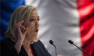 Marine Le Pen Officially Charged Over 2015 Daesh Tweets