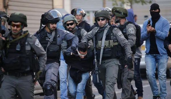 Israeli Forces Launch Fresh Arrest Campaigns in West Bank, Jerusalem