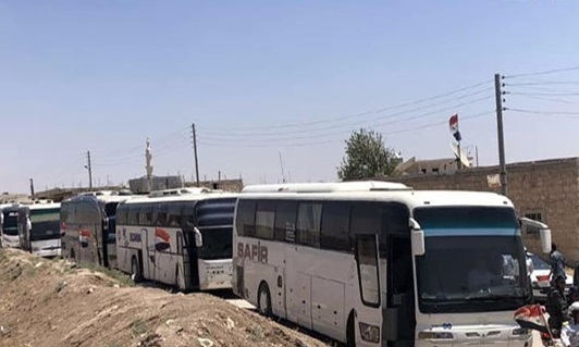 Civilians Evacuate Fua'a, Kafraya in Northeastern Idlib