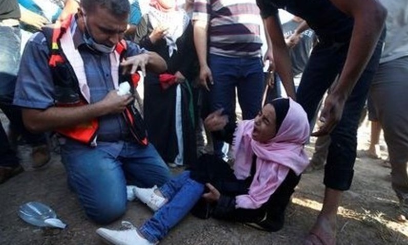 Israeli Troops Kill 2, Injure 270 on Gaza Border