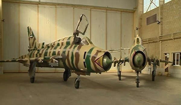 Commander: Iran Equipping Su-22 Fighters with Smart Weapons