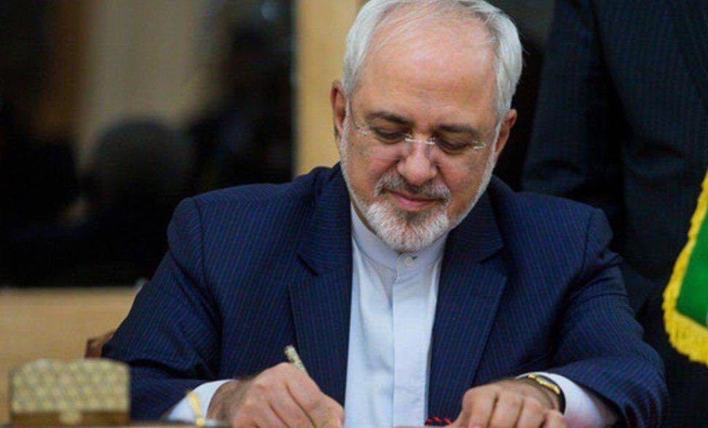 Iran FM derides US presence in Persian Gulf