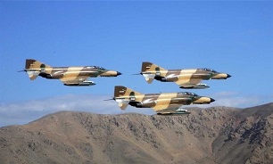 Iranian Phantoms Drop Homegrown Smart Bombs in War Game