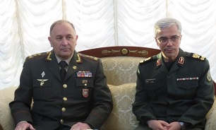 Iran, Azerbaijan set to boost military coop.