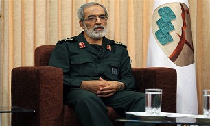Iranian Commander Warns US against Any Wrongdoing in Regional Waters