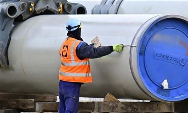 Russia resumes Baltic pipeline construction in defiance of US