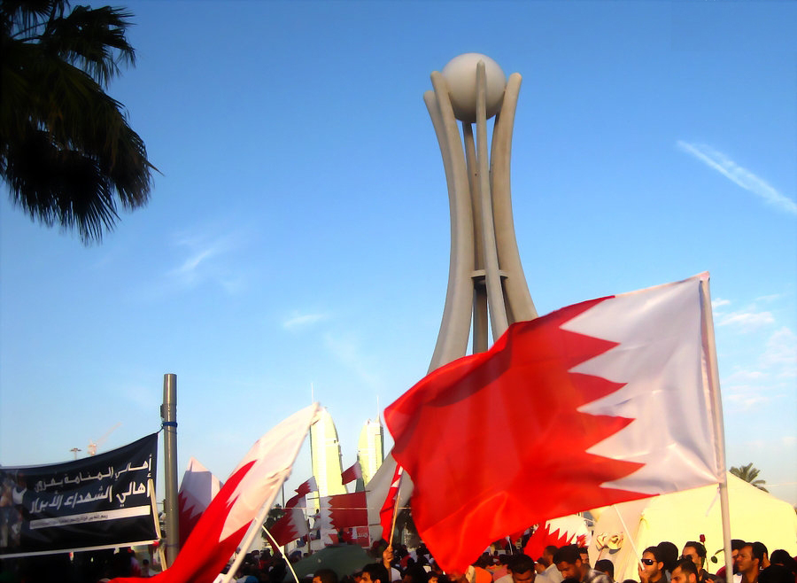 تداوم جنایت آل خلیفه در سایه سکوت جهان/ انقلاب بحرین به کجا می‌رود؟!