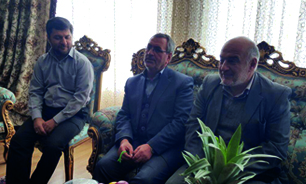 دیدار مدیر کل حفظ آثار استان اردبیل با خانواده آزاده جانباز سید محمود پور موسوی