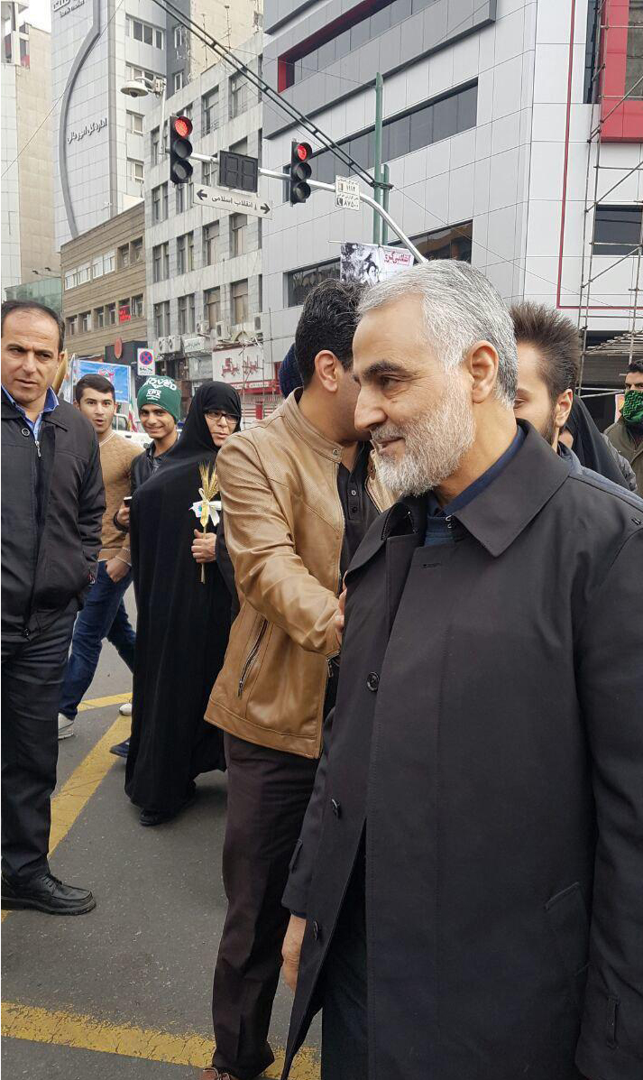حضور سرلشکر سلیمانی در راهپیمایی روز 22 بهمن تهران