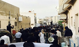 مردم بحرین علیه‌ آل‌خلیفه تظاهرات کردند