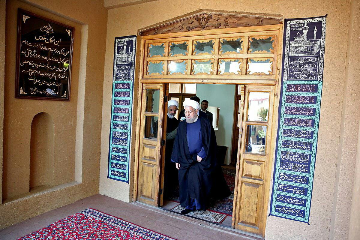عکس/ روحانی در بیت امام خمینی(ره)
