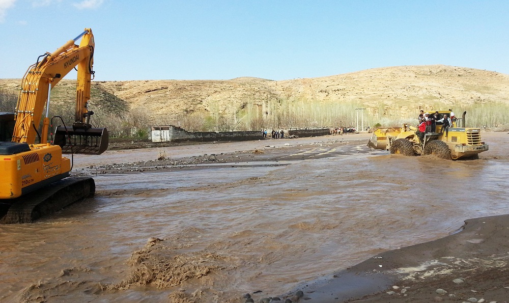امدادرسانی قرارگاه خاتم به سیل‌زدگان استان آذربایجان شرقی