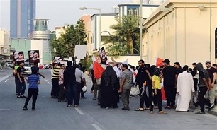 ممانعت نظامیان بحرینی از عزاداری برای شهید جوان