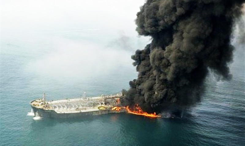 نفتکش ایرانی با سرنشینانش در اقیانوس آرام غرق شد