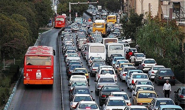 ترافیک سنگین در خیابان شهید بهشتی