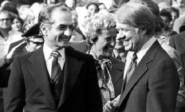 روایت سفارت امریکا از نقش محمدرضا پهلوی در فسادهای اقتصادی