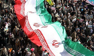 راهپیمایی «22 بهمن» نماد همدلی مردم با نظام جمهوری اسلامی ایران است