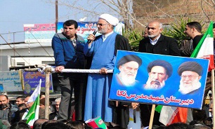 ایران اسلامی با این انقلاب، کدخدایی آمریکا را گرفت