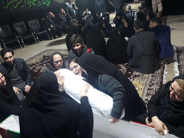 وداع با پیکرهای مطهر 6 شهید دوران دفاع مقدس در معراج‌الشهدای تهران