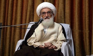 برکات انقلاب اسلامی برای مردم بیان شود/ امام خمینی(ره) در دنیا تحول ایجاد کردند