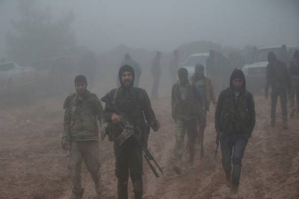 پیشروی شورشیان ارتش آزاد تحت حمایت ترکیه در هوای بارانی عفرین سوریه