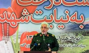 سپاه تهران بزرگ 12 هکتار را نهال کاری می کند