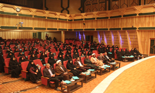 جشنواره «اسوه های صبر و مقاومت» در یزد برگزار شد
