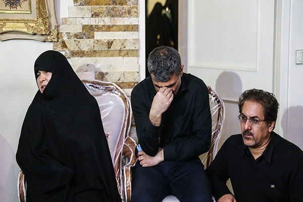 دیدار سردار فضلی با خانواده شهید بسیجی «محمدحسین حدادیان»+ عکس