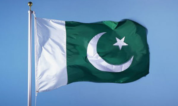 مجلس و مردم پاکستان مانع بدنامی کشورشان شوند