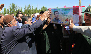استقبال مردم قزوین از پیکر شهید محمدرضایی