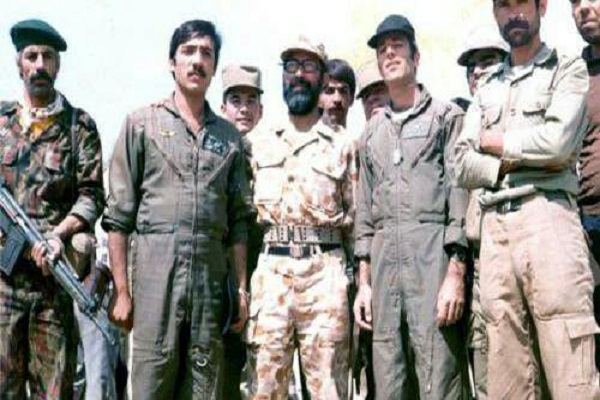 در جریان آزادسازی بانه مورد توجه خاص شهید چمران قرار گرفتم/ تشکیل ستاد جنگ‌­های نامنظم، در جریان قائله کردستان طرح­‌ریزی شد