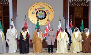 خودداری «ترزا می» از انتشار گزارش حمایت مالی عربستان از افراط گرایی در انگلیس
