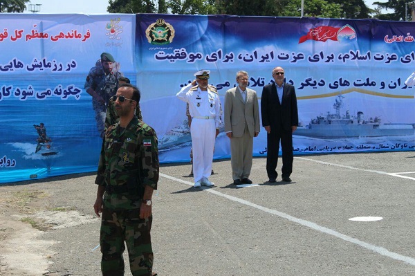 نمایش اقتدار دریایی ایران در پهنه آبهای بزرگترین دریاچه جهان/رزمایش امنیت پایدار و اقتدار دریایی 96 با انجام رژه باشکوه دریایی در دریای خزر پایان یافت